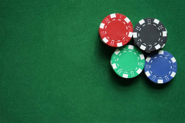 kurma toto mobile app interface showing football markets and live-dealer tables
